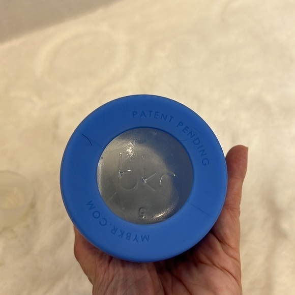 BKR glass reusable water bottle approximately 16 oz - Picture 6 of 11